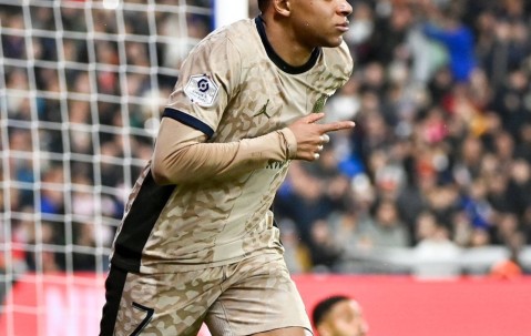 开云体育-姆巴佩新星重要助攻表现突出，快船前途光明！