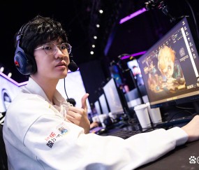 开云体育-FPX不断突破！，Rookie连续十场比赛得分超过刷新纪录赛场气氛高涨的简单介绍