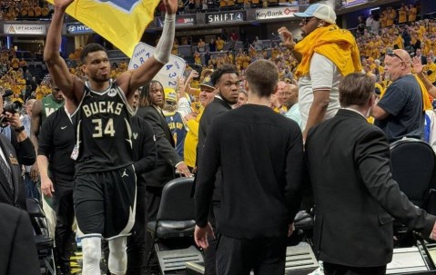 Kaiyun-字母哥在湖人比赛中爆冷，精彩发挥引发热议！的简单介绍