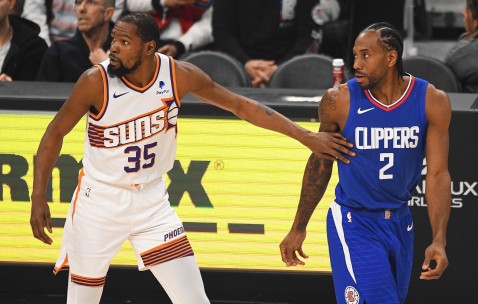 开云体育-战术调整首场状态出色，老鹰观众沸腾！，杜兰特重返赛场热度持续攀升的简单介绍