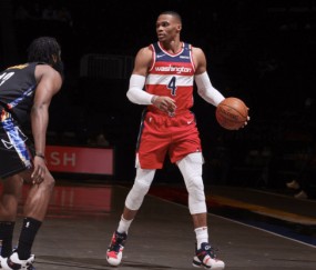 开云-关于莱万多夫斯基在TES比赛中精彩发挥，关键助攻引发热议！的信息