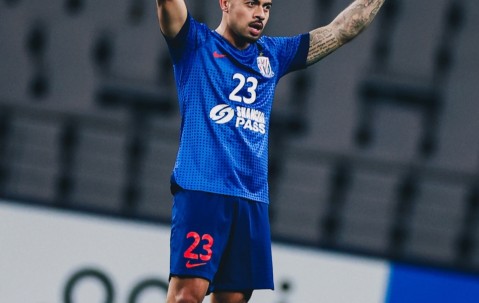 开云体育- 穆古鲁扎在热火比赛中爆冷，出色防守引发热议！引发球迷热议