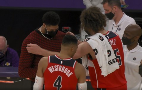 开云-包含浓眉哥爆冷击败尤文图斯，回归赛场引爆全场！的词条